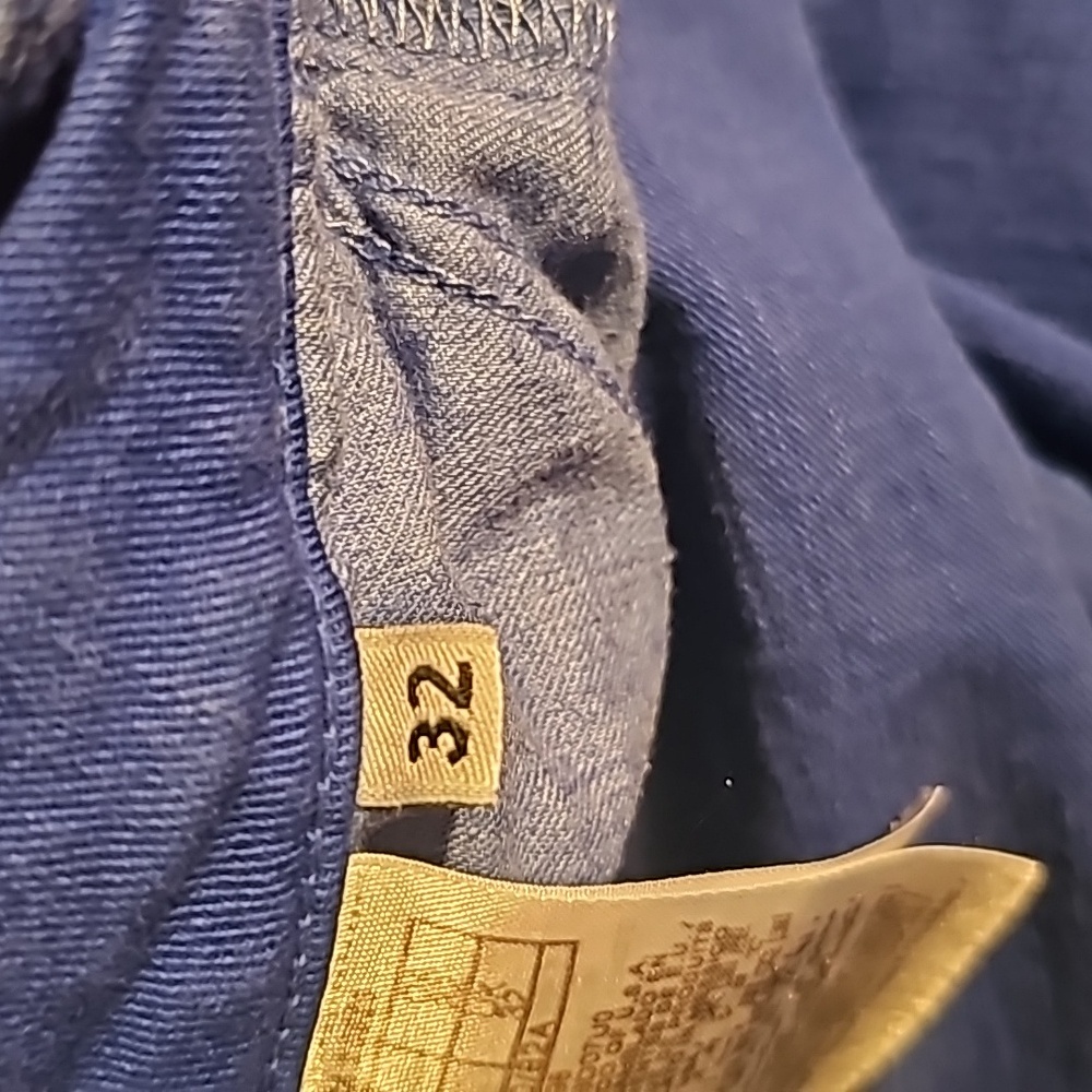 Woman's Guess Jeans, size 32, blue jeans - Picture 6 of 10